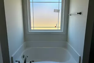 619 Little River Dr, Zebulon, NC 27597 - Photo 9