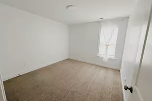 103 E Allen St, Four Oaks, NC 27524 - Photo 7