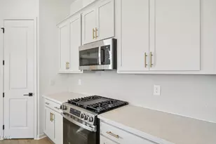 118 N Harvest Rdg Wy, Wilsons Mills, NC 27520 - Photo 7