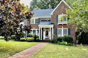 617 Fountain Pl, Burlington, NC 27215 - Photo 1