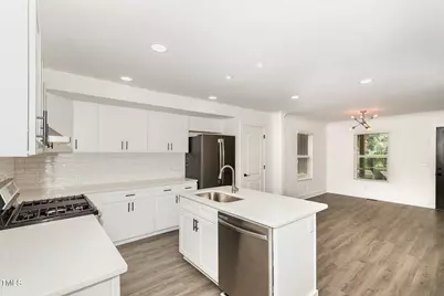 819 Cumberland Street, Raleigh, NC 27610 - Photo 9