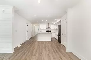 819 Cumberland St, Raleigh, NC 27610 - Photo 5