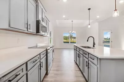 107 Brighton Street, La Grange, NC 28551 - Photo 11