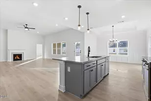 107 Brighton St, La Grange, NC 28551 - Photo 17