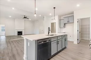 107 Brighton St, La Grange, NC 28551 - Photo 15