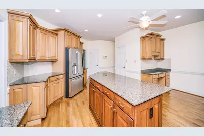 128 Crescent Drive, Dunn, NC 28334 - Photo 7