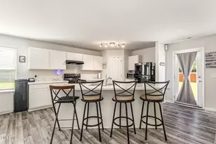 125 Heron Ct, Godwin, NC 28344 - Photo 3