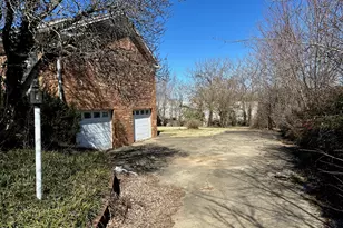 413 Montcrest Dr, Kernersville, NC 27284 - Photo 7