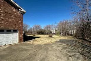 413 Montcrest Dr, Kernersville, NC 27284 - Photo 9