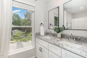 211 Wyatts Pond Ln, Cary, NC 27513 - Photo 23