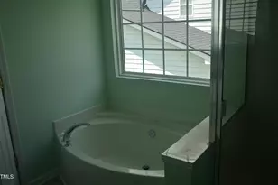 105 Troyer Pl, Apex, NC 27502 - Photo 7