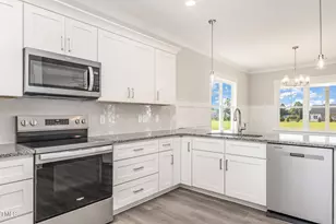 58 Royal Ave, Selma, NC 27576 - Photo 13