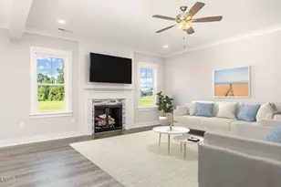 58 Royal Ave, Selma, NC 27576 - Photo 7