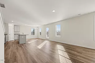 40 E Emily Gardens Dr, Selma, NC 27576 - Photo 5