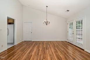 2114 Sweetbay Cir, Burlington, NC 27215 - Photo 11