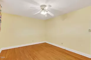 911 S Crescent Dr, Smithfield, NC 27577 - Photo 13