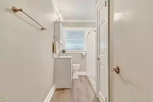 911 S Crescent Dr, Smithfield, NC 27577 - Photo 23