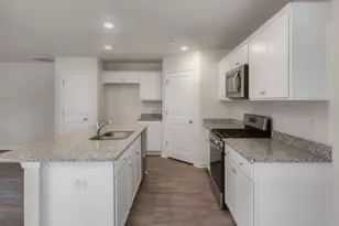 125 Carriedelle Ln, Wilsons Mills, NC 27577 - Photo 11