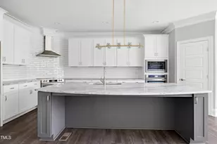 600 Darian Woods Dr, Holly Springs, NC 27540 - Photo 11