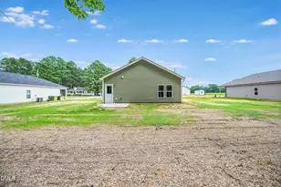 310 S Eastwood Dr, Benson, NC 27504 - Photo 27