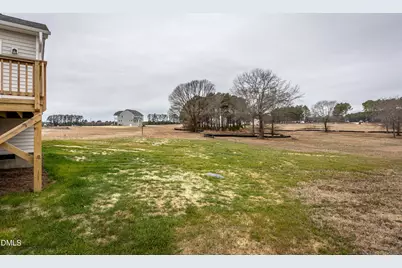 193 Kissington Way, Benson, NC 27504 - Photo 5