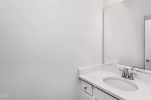 193 Kissington Wy, Benson, NC 27504 - Photo 23