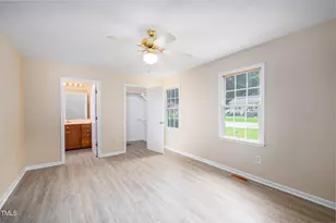 409 E 10th St, Siler City, NC 27344 - Photo 11