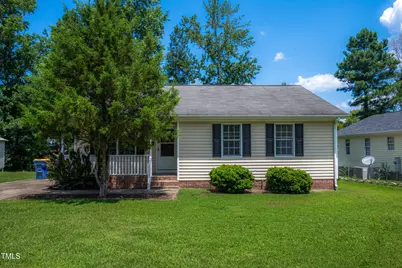 409 E Tenth Street, Siler City, NC 27344 - Photo 1