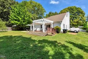 105 W Franklin St, Youngsville, NC 27596 - Photo 21