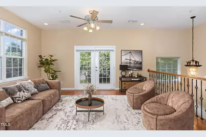 300 Christine Court, Chapel Hill, NC 27516 - Photo 3