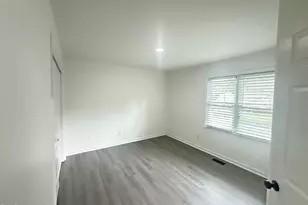 2314 Faucette Ave, Durham, NC 27704 - Photo 9