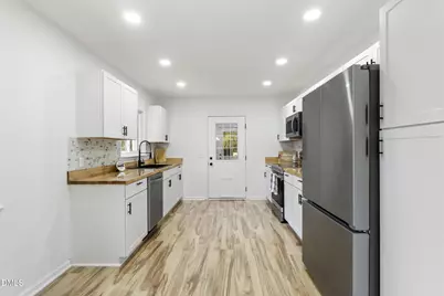 604 Oak Street, Fuquay Varina, NC 27526 - Photo 11