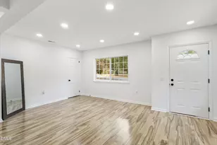 604 Oak St, Fuquay Varina, NC 27526 - Photo 9