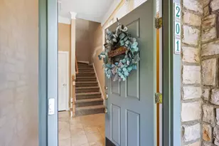 201 Presque Isle Ln, Chapel Hill, NC 27514 - Photo 5