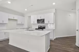 350 Hanging Elm Ln, Fuquay Varina, NC 27526 - Photo 9