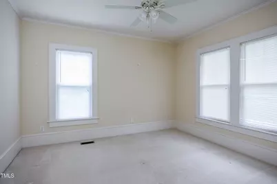 704 N Lincoln Street, Benson, NC 27504 - Photo 7