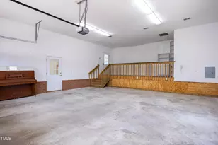 704 N Lincoln St, Benson, NC 27504 - Photo 23