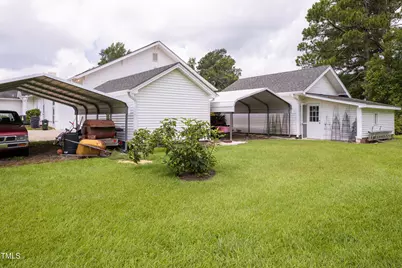 704 N Lincoln Street, Benson, NC 27504 - Photo 39