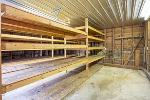 704 N Lincoln St, Benson, NC 27504 - Photo 37