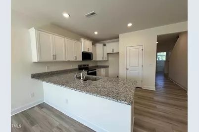 6125 Arsenal Avenue, Raleigh, NC 27610 - Photo 7