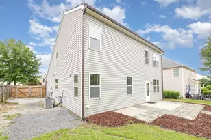 509 Timber Meadow Lake Dr, Fuquay Varina, NC 27526 - Photo 23