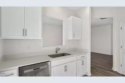 147 Starlight Street, Sanford, NC 27330 - Photo 5