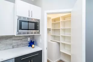 1414 B Whippoorwill Ln, Chapel Hill, NC 27517 - Photo 9