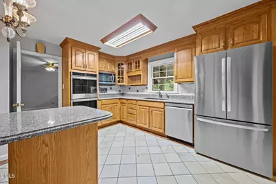1605 Beechwood Drive, Raleigh, NC 27609 - Photo 15