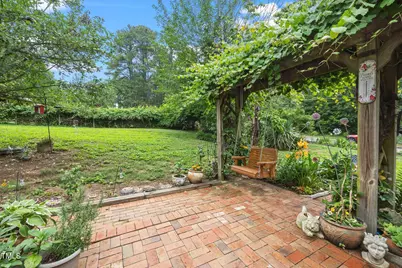 1605 Beechwood Drive, Raleigh, NC 27609 - Photo 29