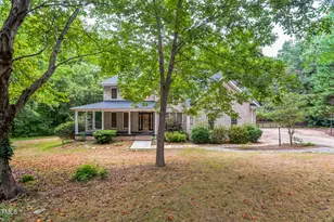 1900 High Oaks Ln, Raleigh, NC 27606 - Photo 5