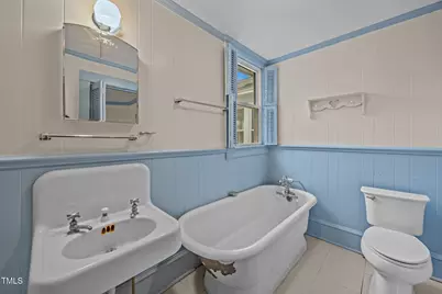 301 E H Street, Erwin, NC 28339 - Photo 37