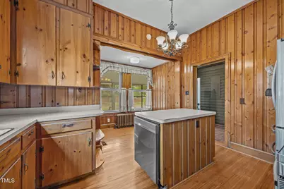 301 E H Street, Erwin, NC 28339 - Photo 15