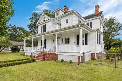 301 E H Street, Erwin, NC 28339 - Photo 3