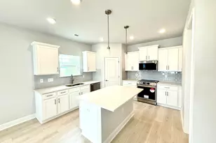 323 Bishop Ln, Sanford, NC 27330 - Photo 11